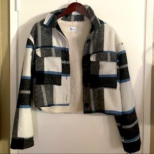 Hurley short plaid jacket, sz med.
